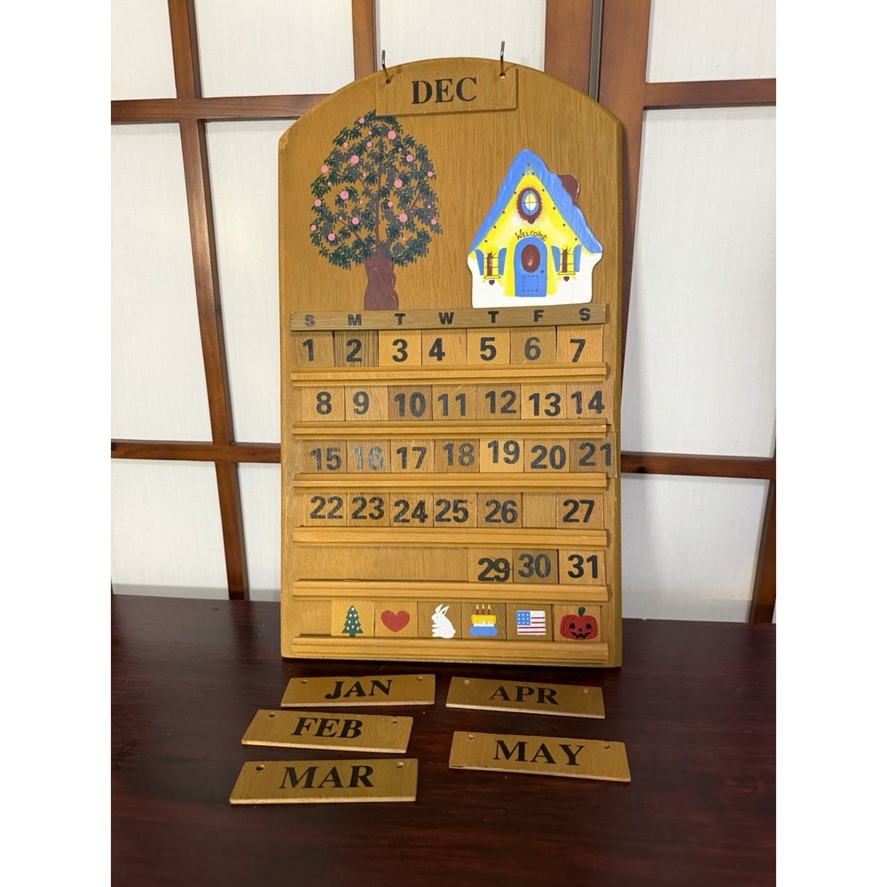VTG Wooden Perpetual Wall Hanging Calender House Tree Grannycore Cottagecore